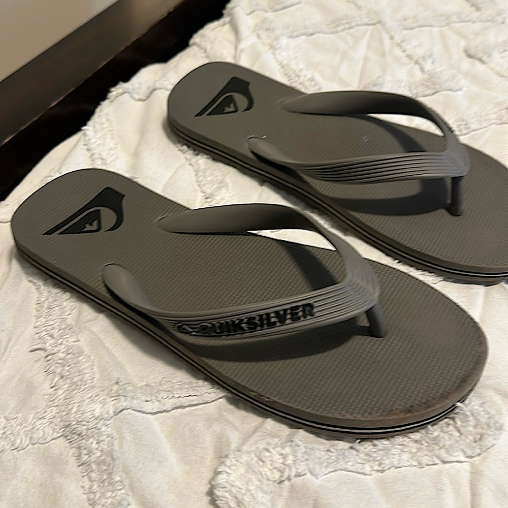 Flip flops quick silver